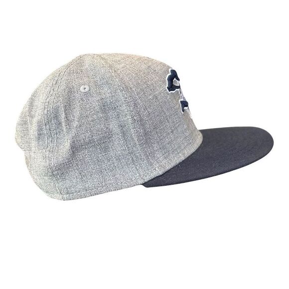 Salt Life Men's Gray Cap Beach Life Embroidered Swordfish Snapback - Picture 4 of 6